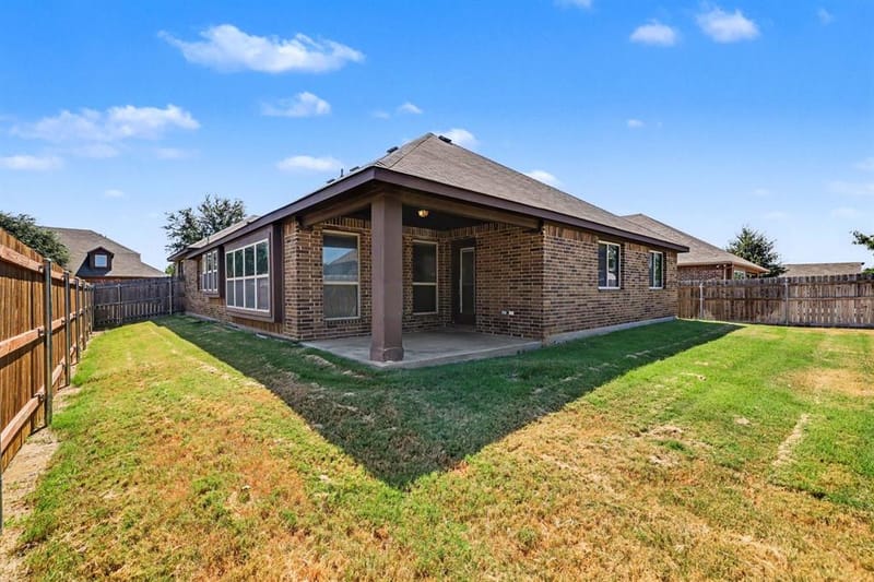 8305 Spitfire Trail, Aubrey TX 76227 - Photo 29