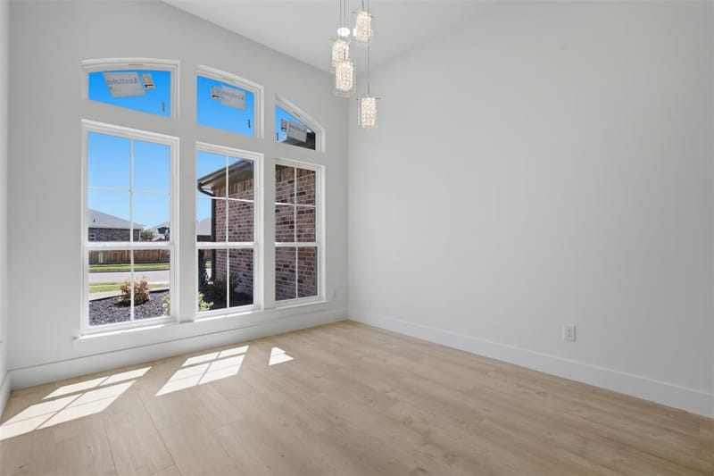 905 Cumberland Street, McGregor TX 76657 - Photo 8