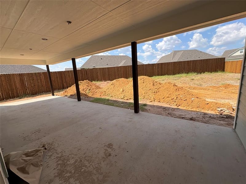105 Vista Ridge Street, Glen Rose TX 76043 - Photo 11
