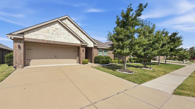 253 Stevenson Landing, Royse City TX 75189