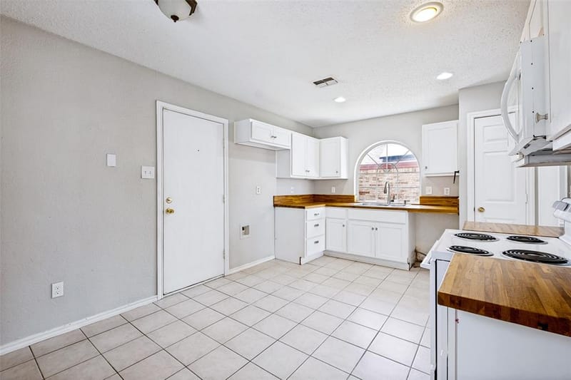 1413 Wesley Drive, Mesquite TX 75149 - Photo 9