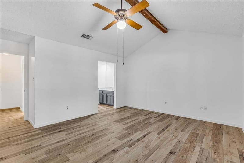 704 Matthews Court, Arlington TX 76012 - Photo 26
