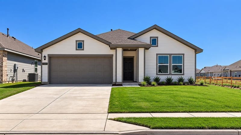 10225 CHERRYTREE Lane, Fort Worth TX 76140