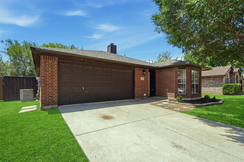 1152 Lake Bluff Drive, Little Elm TX 75068 - Photo 3