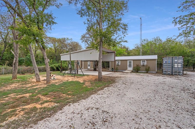 226 Waupoo Trail, Whitney TX 76692 - Photo 5