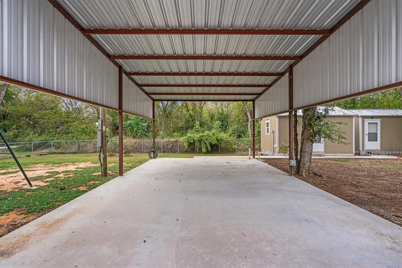226 Waupoo Trail, Whitney TX 76692 - Photo 9