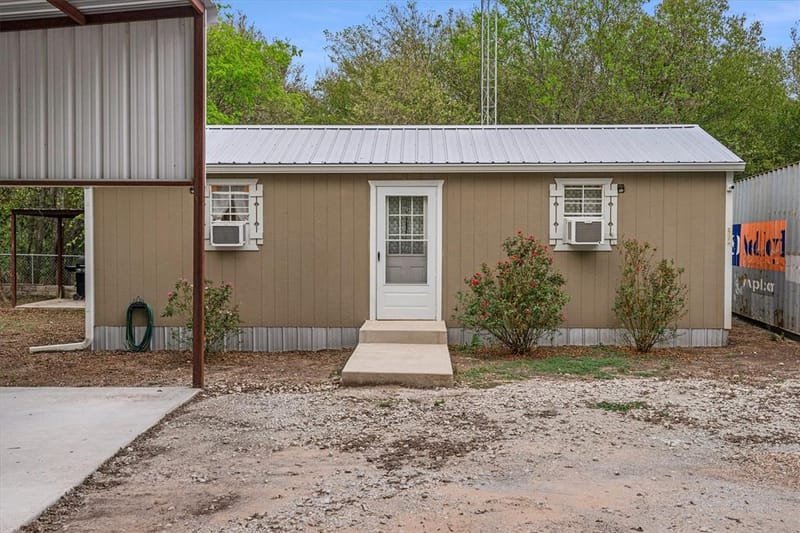 226 Waupoo Trail, Whitney TX 76692 - Photo 10