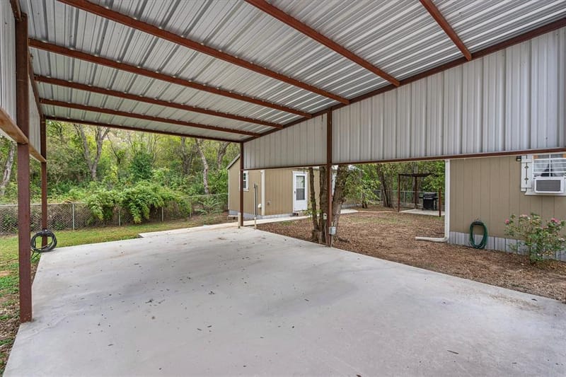 226 Waupoo Trail, Whitney TX 76692 - Photo 8
