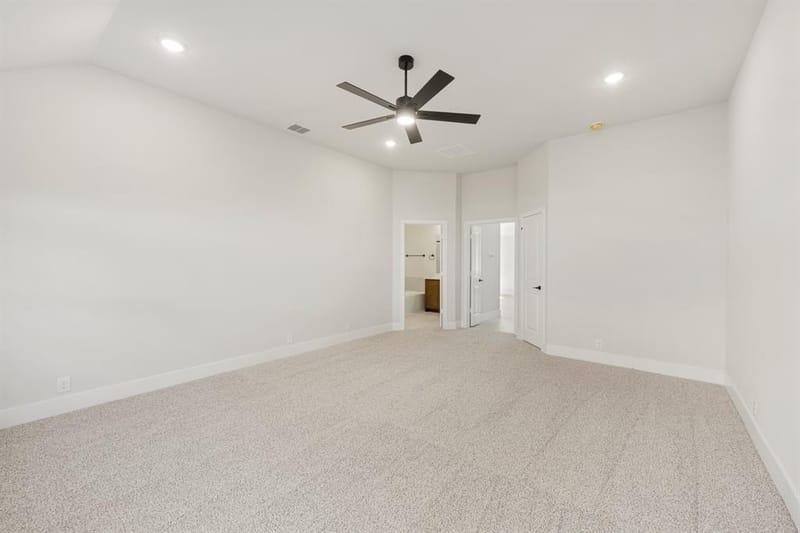 913 Hickory Chase Drive, Godley TX 76044 - Photo 19