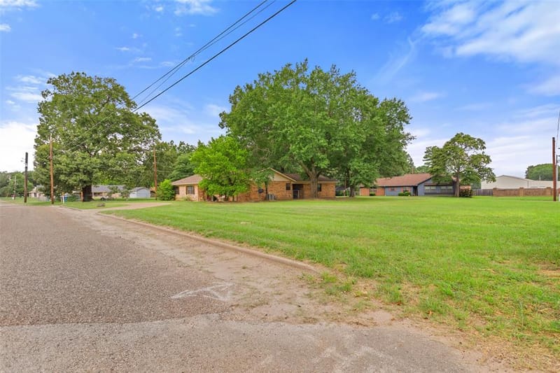 709 Glazner Street, Hawkins TX 75765 - Photo 33