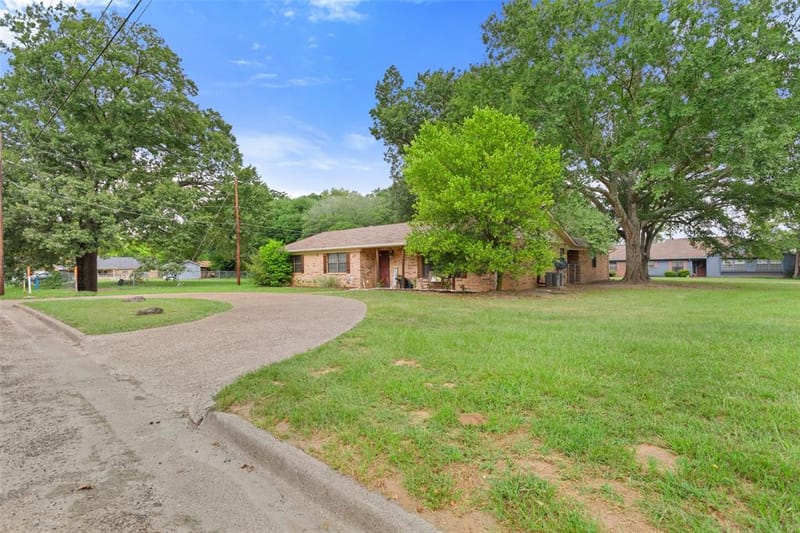 709 Glazner Street, Hawkins TX 75765 - Photo 29