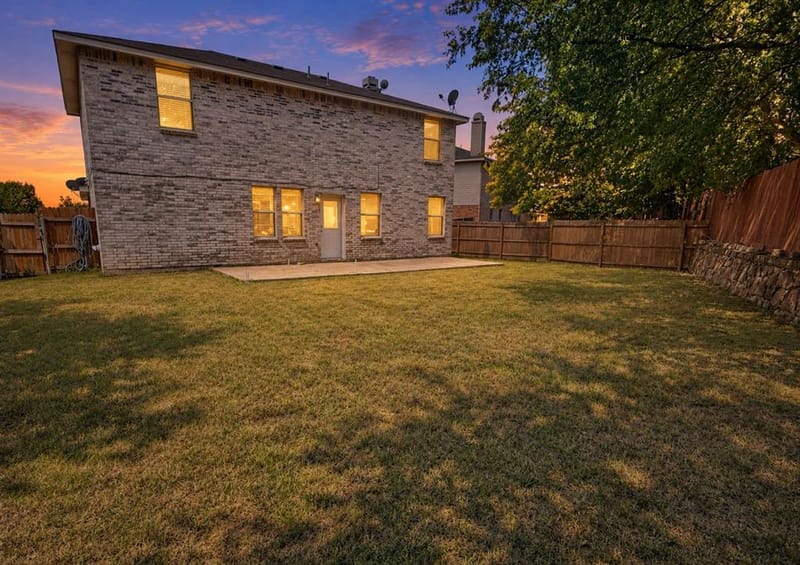 2153 Shawnee Trail, Fort Worth TX 76247
