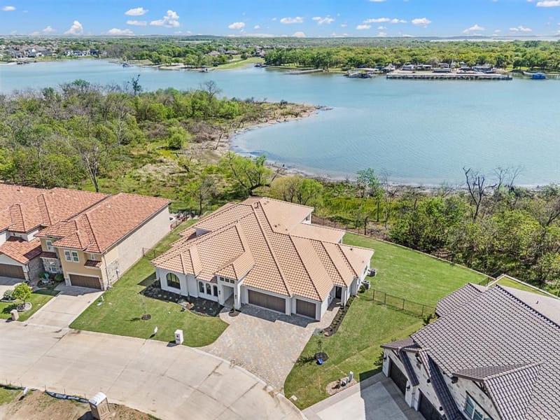 9065 Lakeside Drive, Fort Worth TX 76179 - Photo 2