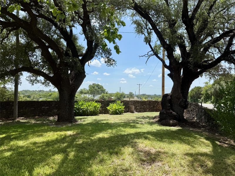 20959 Hwy 281, Hico TX 76457 - Photo 36