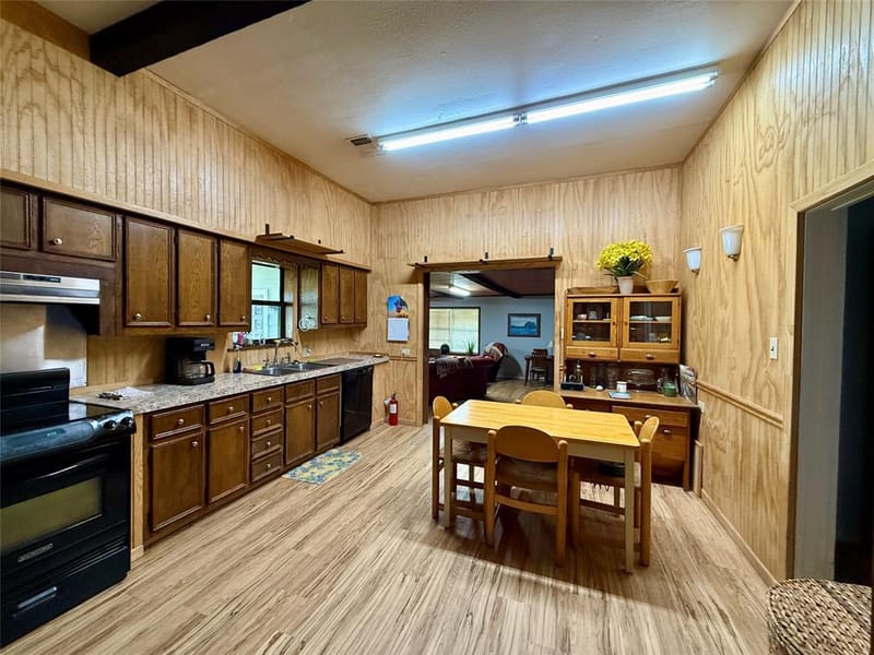 20959 Hwy 281, Hico TX 76457 - Photo 34