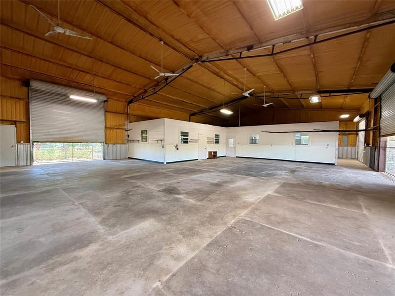 20959 Hwy 281, Hico TX 76457 - Photo 11