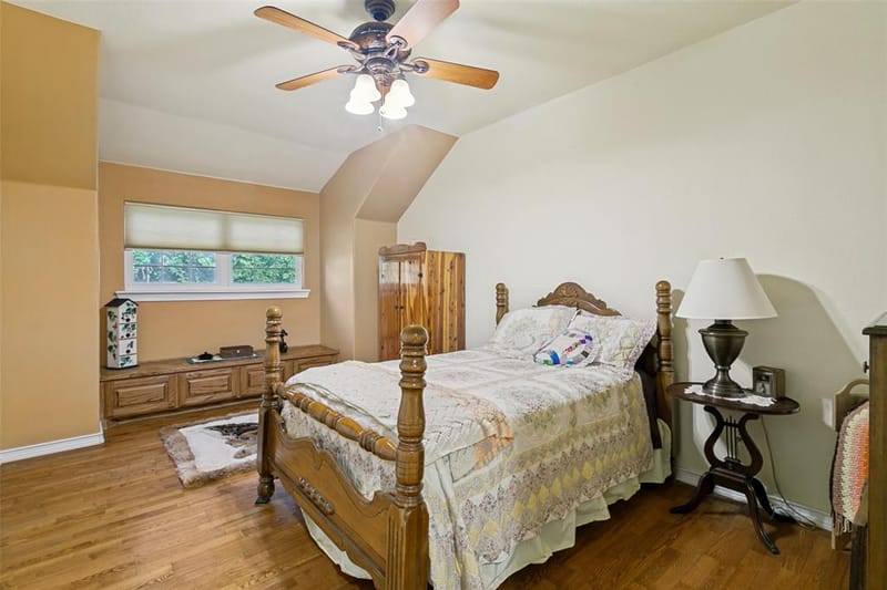 1290 Fox Lane, Burleson TX 76028 - Photo 23