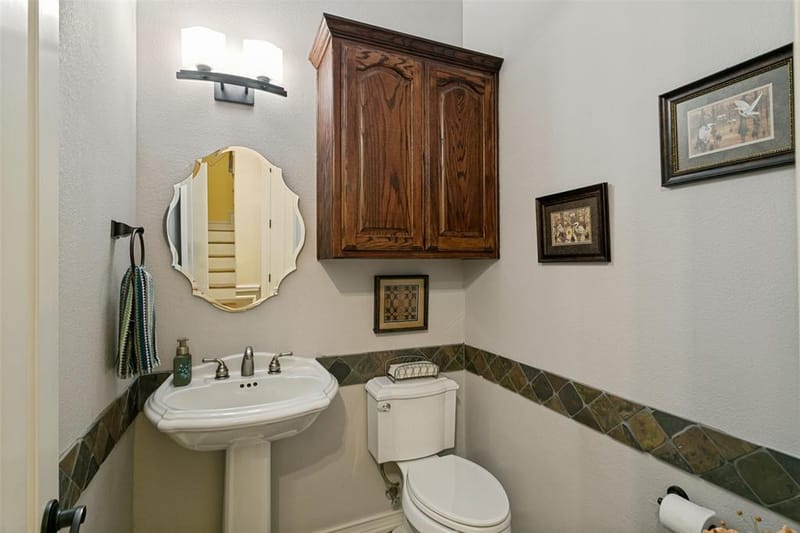 1290 Fox Lane, Burleson TX 76028 - Photo 18