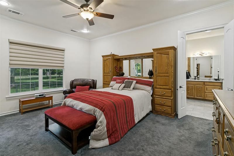 1290 Fox Lane, Burleson TX 76028 - Photo 15