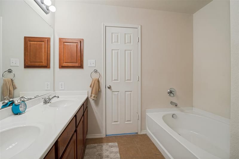 513 Laurel Lane, Fate TX 75087 - Photo 16