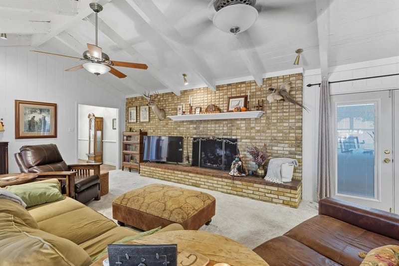 300 E Main Street, Whitesboro TX 76273 - Photo 8