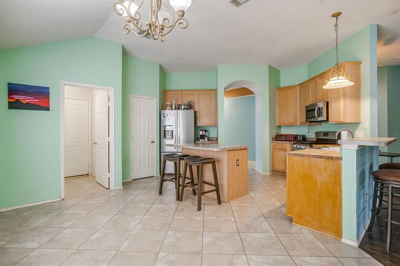 4621 Barnhill Lane, Fort Worth TX 76135 - Photo 12