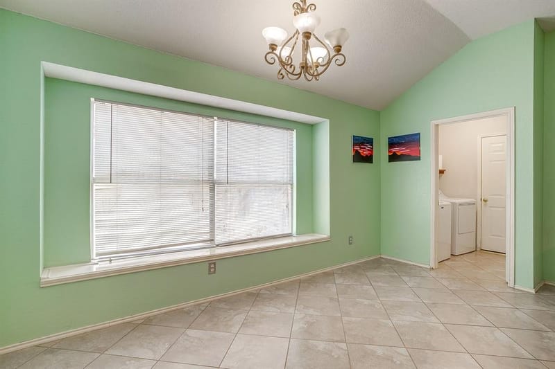 4621 Barnhill Lane, Fort Worth TX 76135 - Photo 10