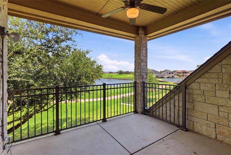 2703 Waters Edge Drive, Granbury TX 76048 - Photo 7
