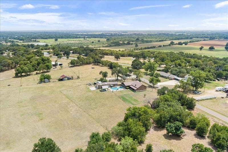 174 Ross Road Spur, Waco TX 76705 - Photo 5