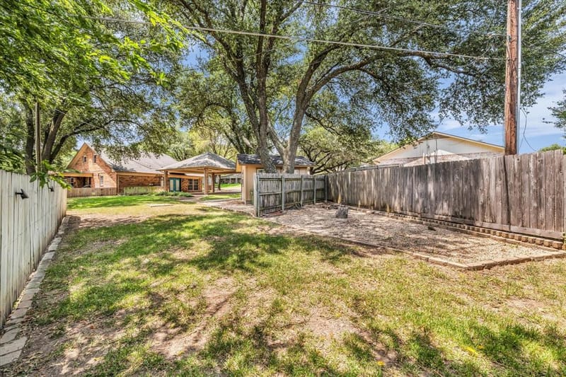 5206 Chaparral Drive, Waco TX 76710 - Photo 21
