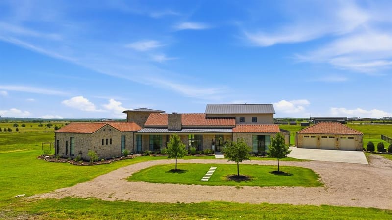 11802 E Rocky Creek Road, Crowley TX 76036