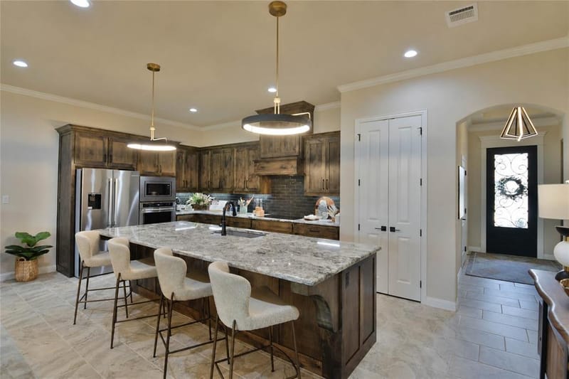 1453 Highland Park Circle, Granbury TX 76048 - Photo 17
