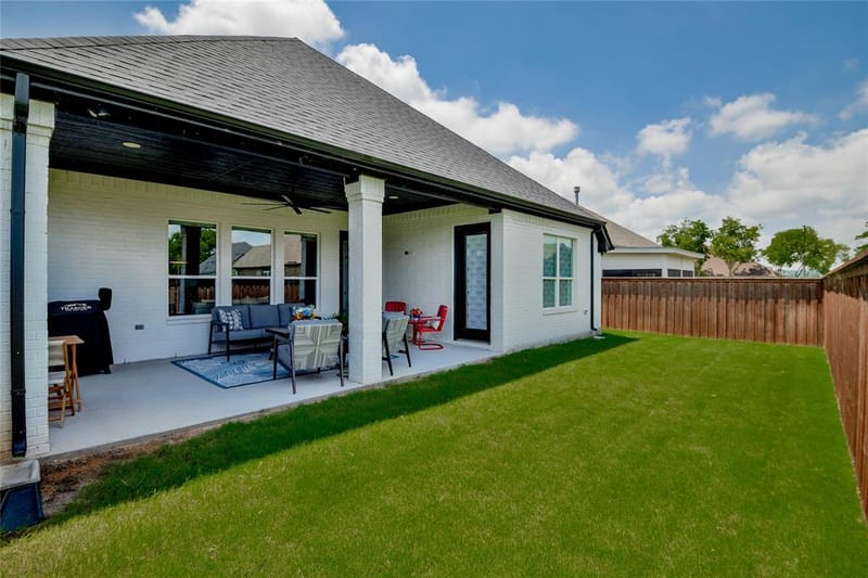 1453 Highland Park Circle, Granbury TX 76048 - Photo 36