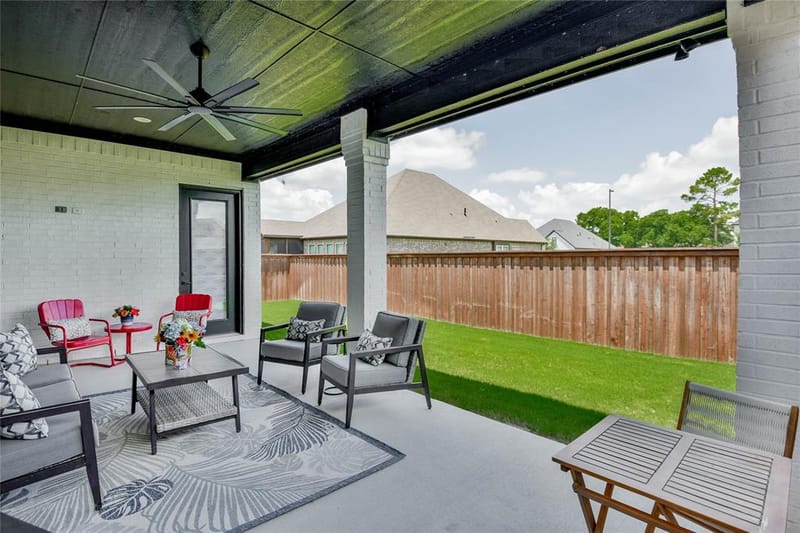 1453 Highland Park Circle, Granbury TX 76048 - Photo 34