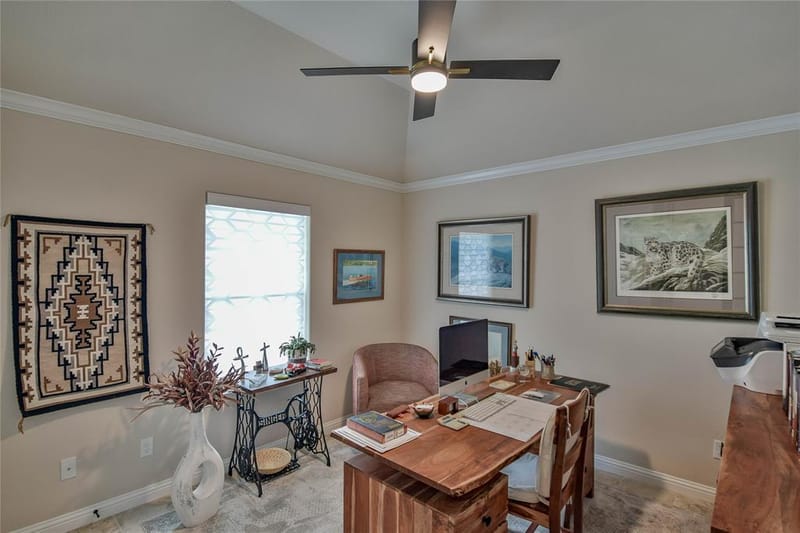 1453 Highland Park Circle, Granbury TX 76048 - Photo 4