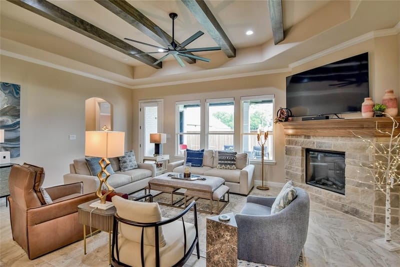 1453 Highland Park Circle, Granbury TX 76048 - Photo 8