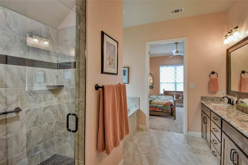 1453 Highland Park Circle, Granbury TX 76048 - Photo 25