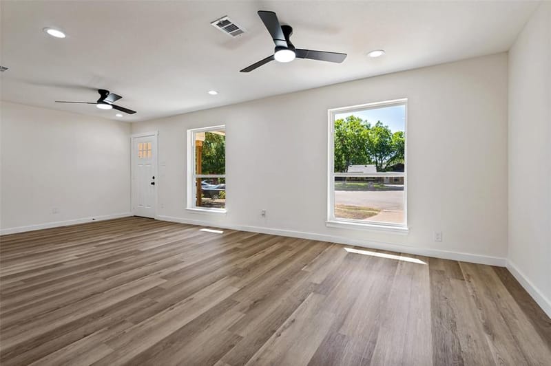 1631 Western Park Court, Dallas TX 75211 - Photo 5