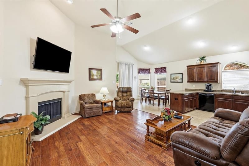 4524 Lacewood Drive, Denton TX 76226 - Photo 8