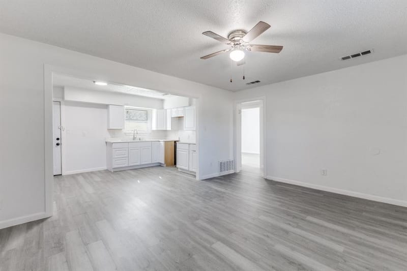 12900 Quail Drive, Balch Springs TX 75180 - Photo 4