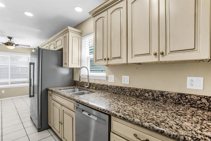 5418 Barcelona Drive, Garland TX 75043 - Photo 6