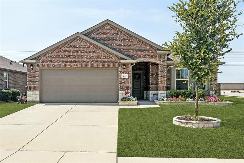 917 Crepe Myrtle Lane, Anna TX 75409