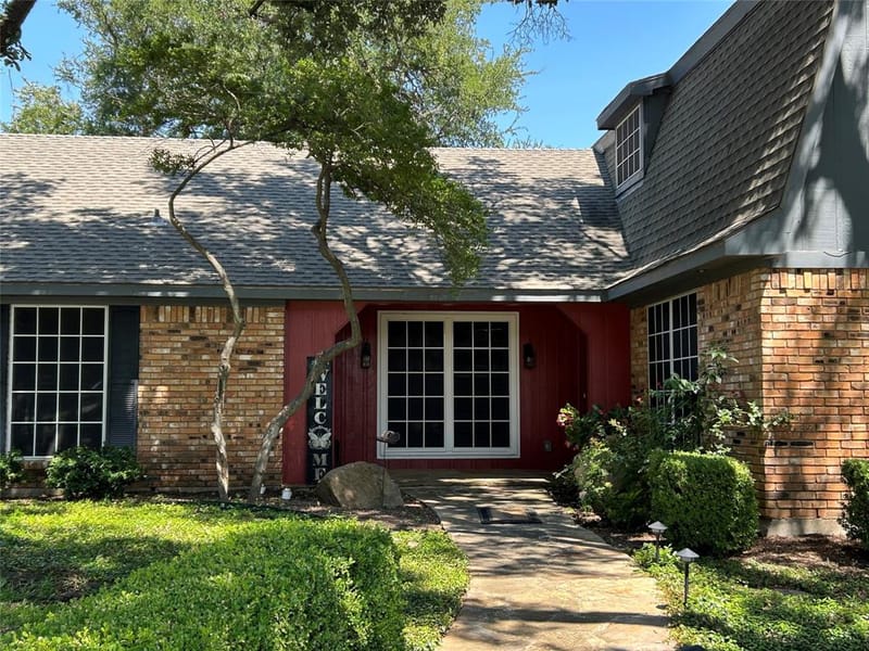 3824 Wagonwheel Court, Plano TX 75023 - Photo 4