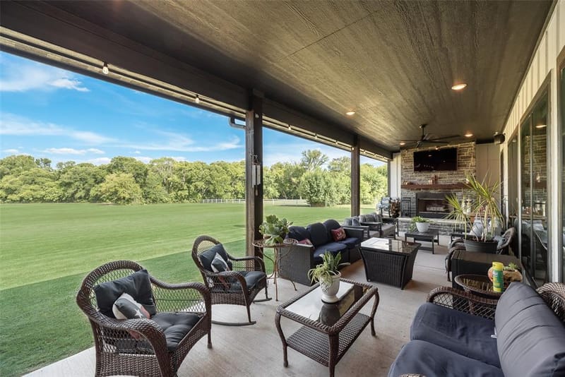 160 N Falling Leaves Drive N, Waxahachie TX 75167 - Photo 33