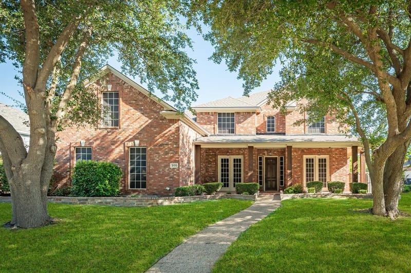 205 Creekside Drive, Murphy TX 75094