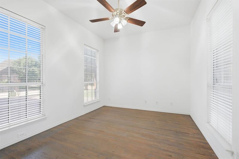 205 Creekside Drive, Murphy TX 75094 - Photo 24
