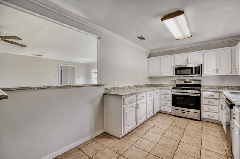 1017 Hoke Smith Drive, Dallas TX 75224 - Photo 13