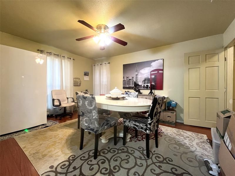 301 Briggs Street, Waxahachie TX 75165 - Photo 12