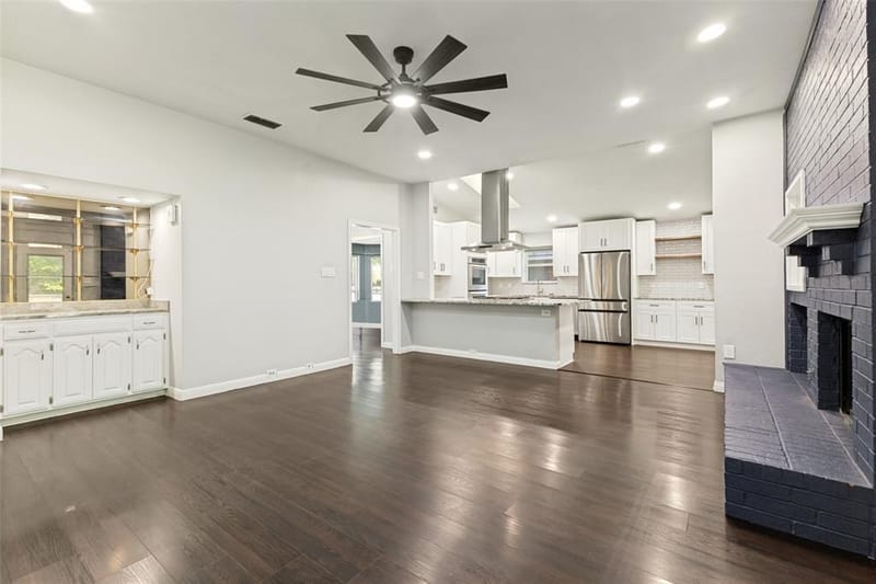 3010 Rambling Drive, Dallas TX 75228 - Photo 3