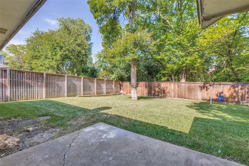 3010 Rambling Drive, Dallas TX 75228 - Photo 19
